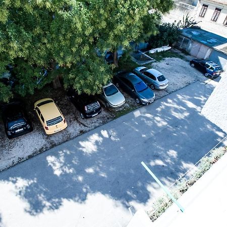 Apartment Little Violet - Balcony & Free Parking Zadar Exterior foto